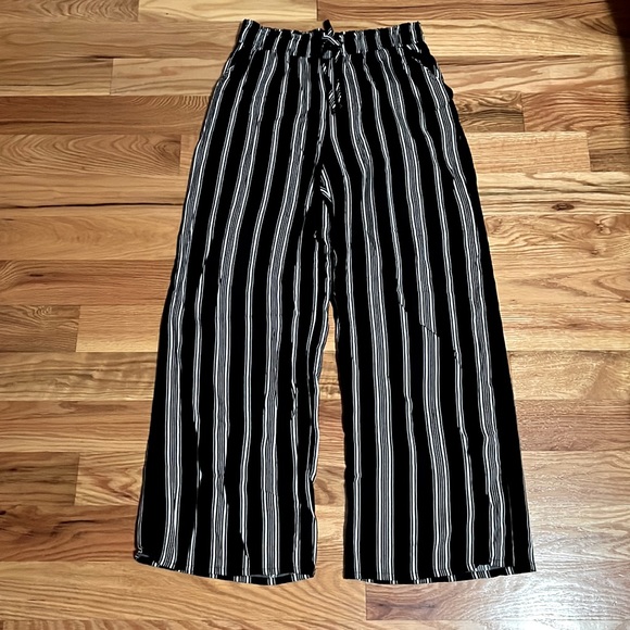 Joe B Pants - Wide leg pants